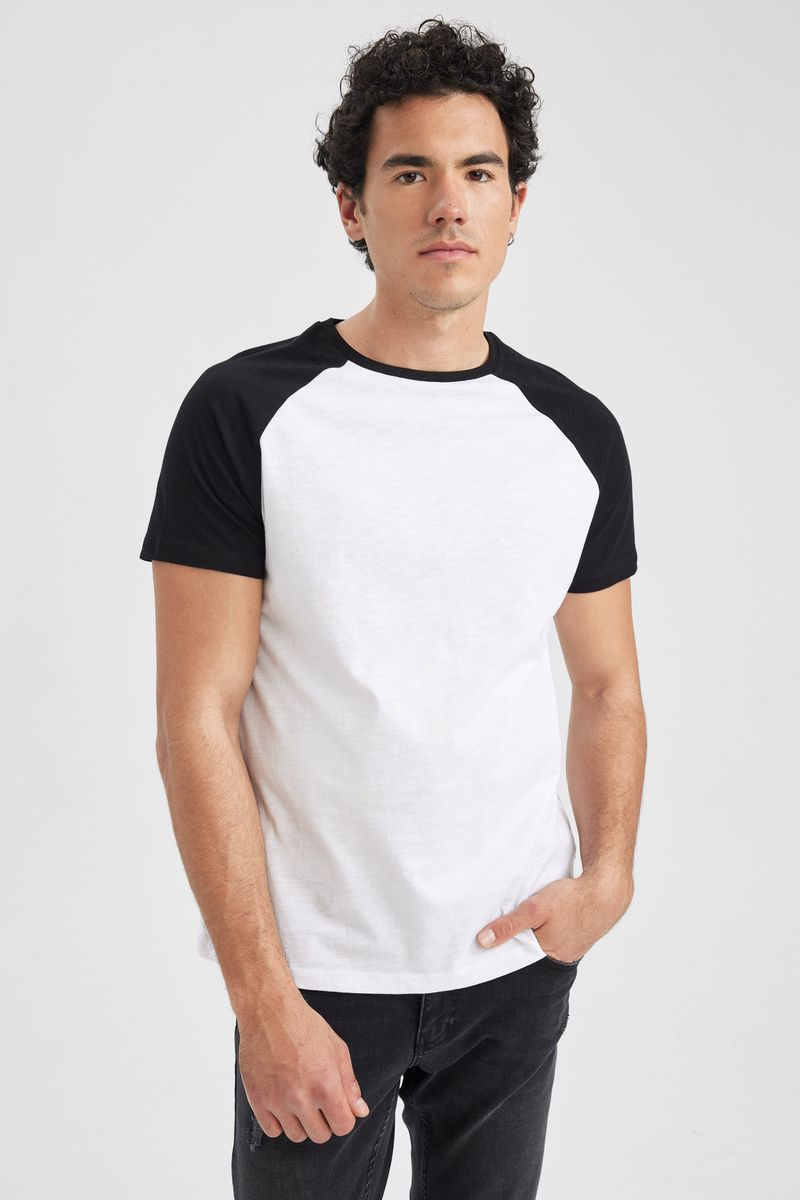 Man Young Slim Fit Short Sleeve Crew Neck Knitted T-Shirt - Black