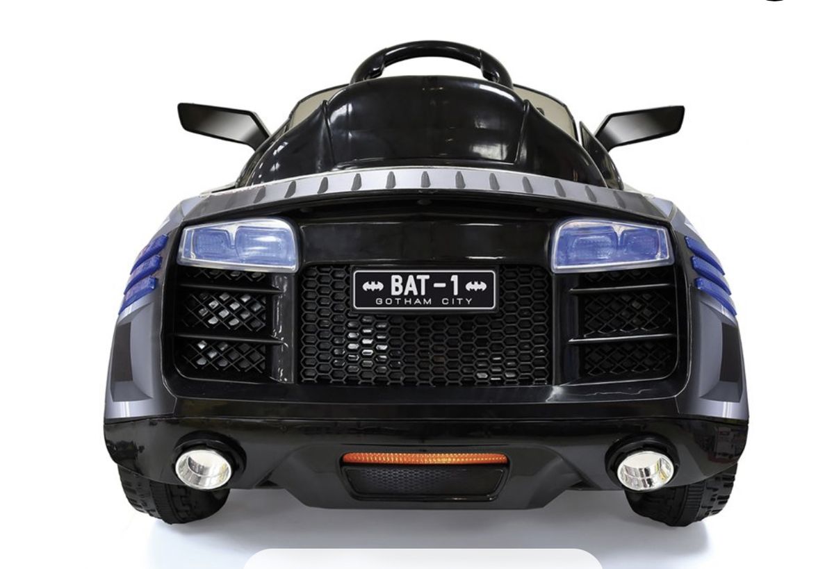 Hauck Batmobile 6V Battery Powered Electric Ride-On Sports Car (Batman)