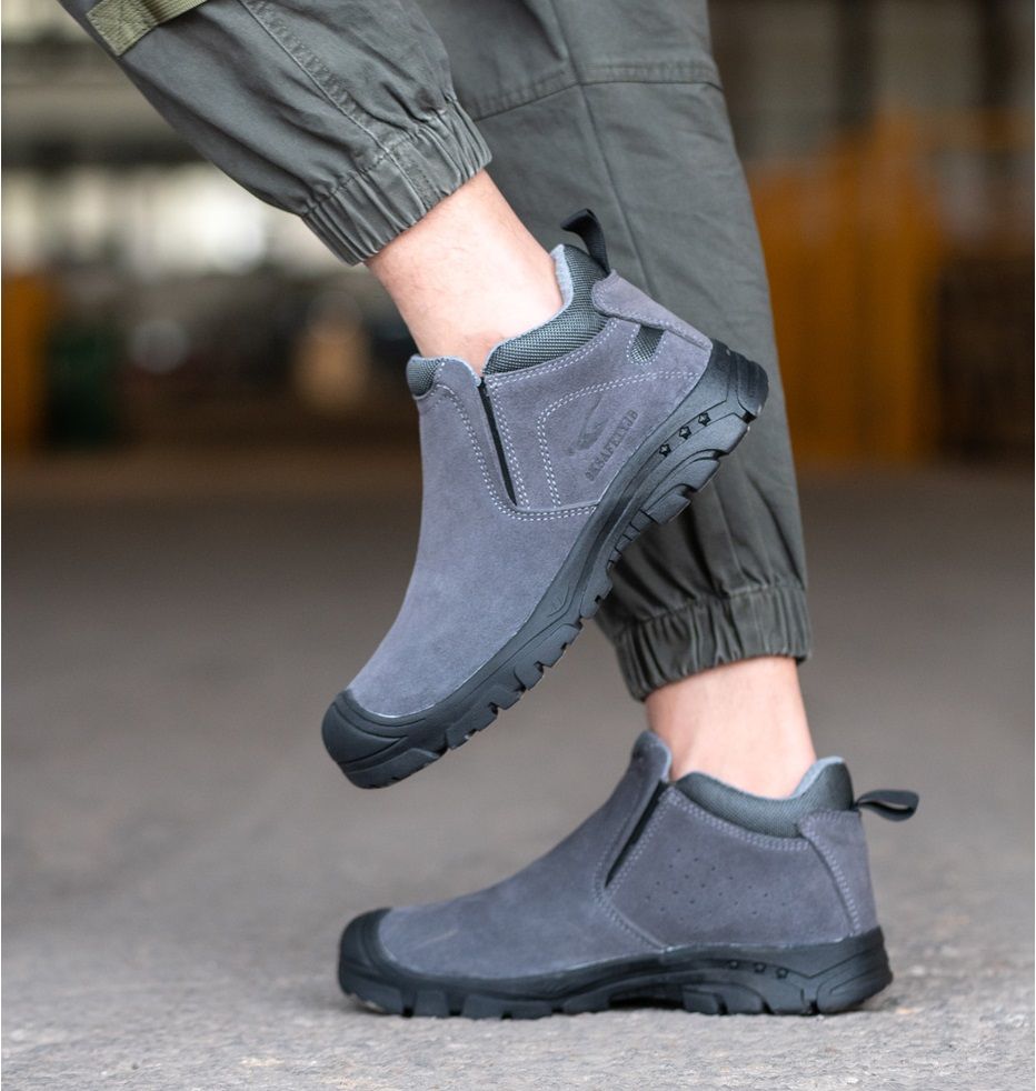 Work Safety Shoes Men Lightweight Safety Boots Indestructible Work Sneakers