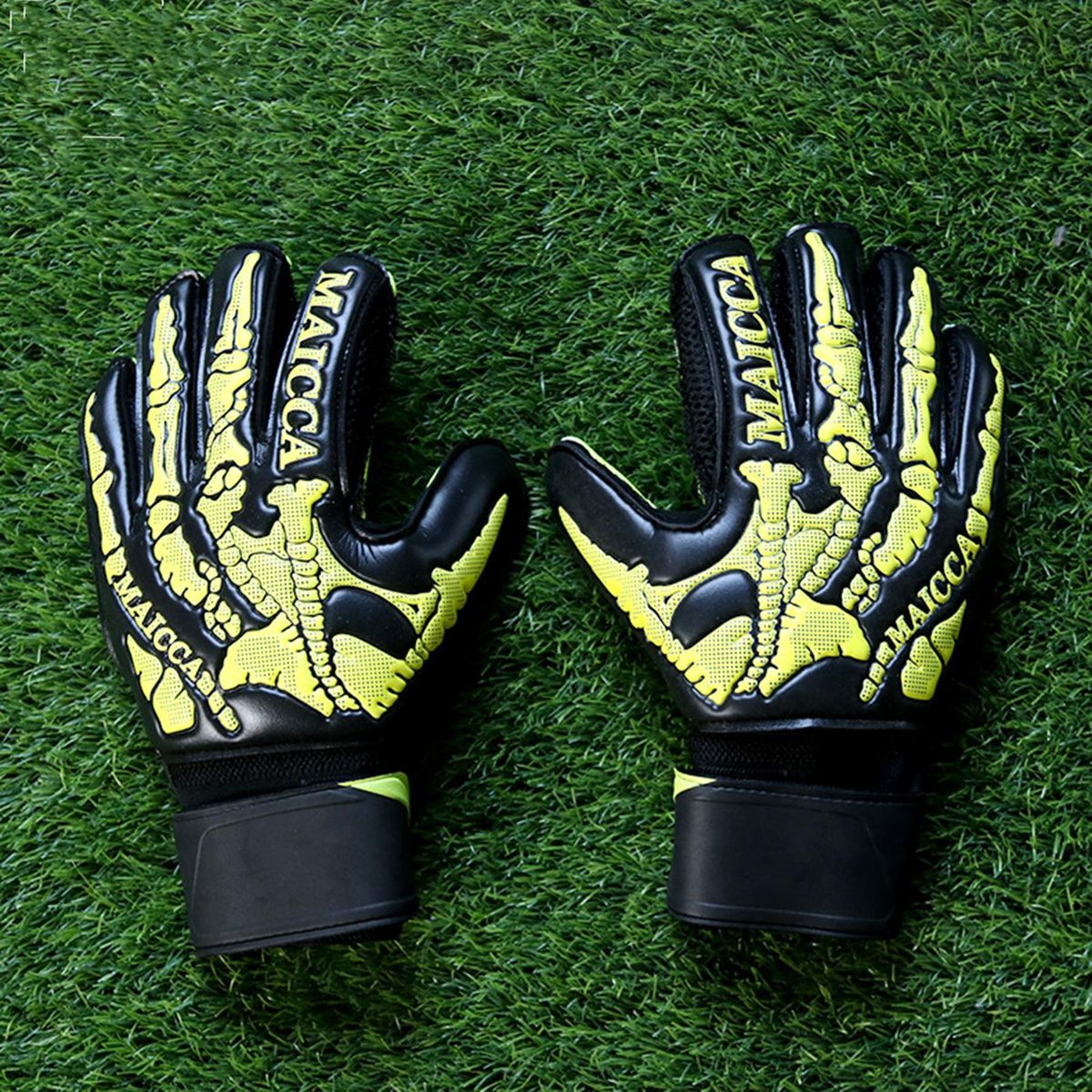 Goalkeeper Gloves  Girls Football Black