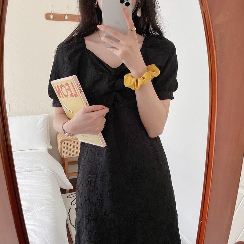 Zhiyun minority embossed dark flower dress 2022 spring summer Hepburn style little black dress first love dress zy00020