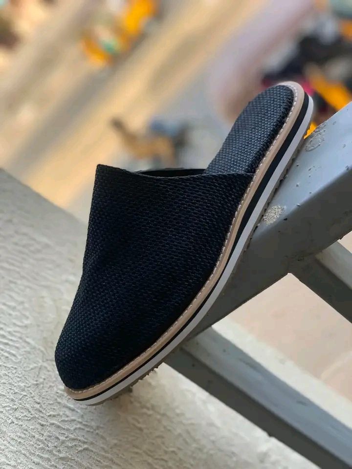 Classic Men's Foreign Half Shoe
