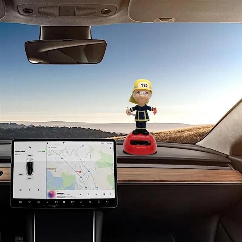 Solar Powered Fireman Shaking Doll Bobble Toy Gift Christmas Children's Gifts Shaking Head Figurine Home Car Interior Decoration