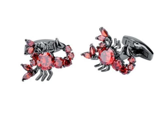 High Quality Red Zircons Scorpion Cufflink Mens Shirt Metal Animal Cufflinks For Man Business Wedding Gift Jewelry