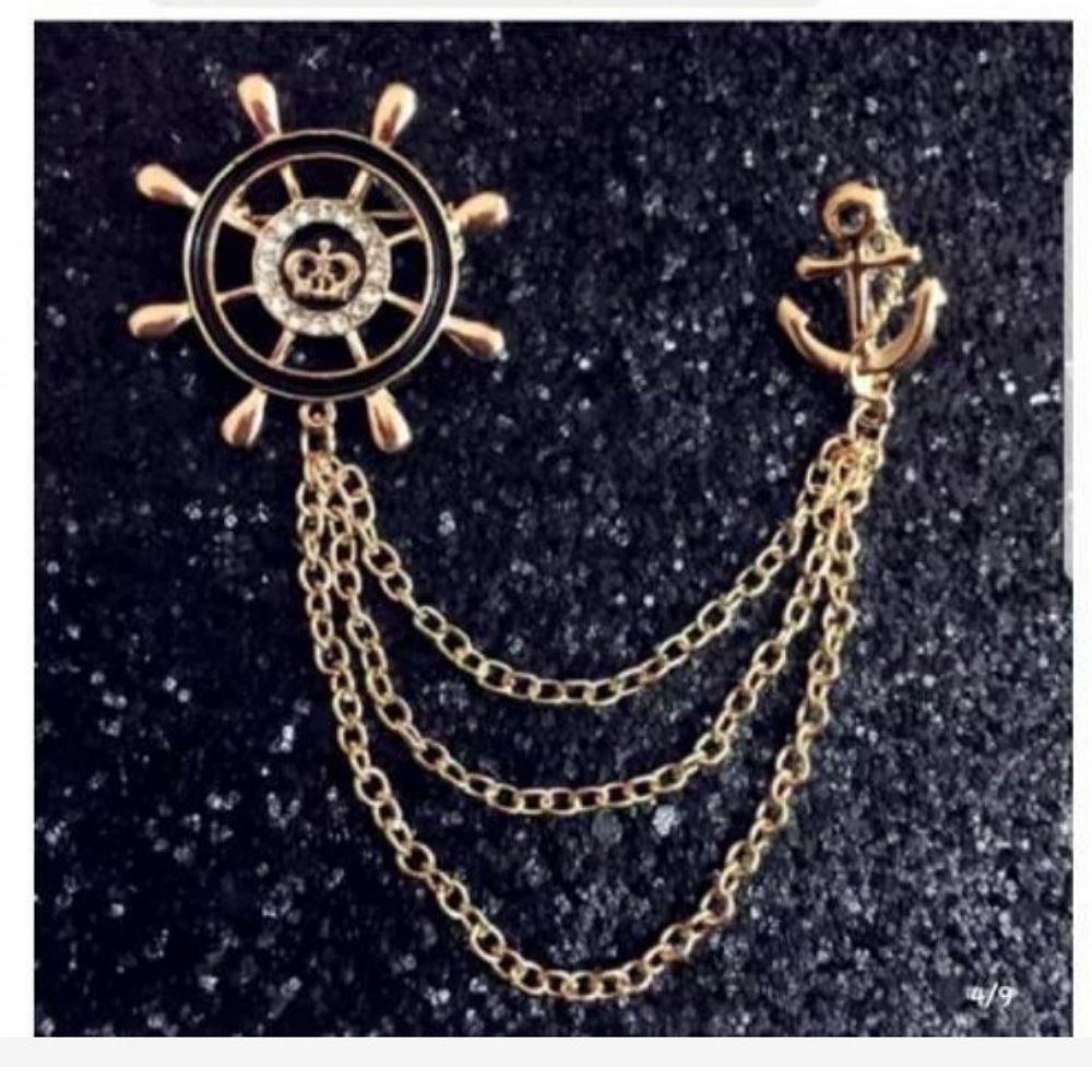 Lapel For Men  And Women- Gold - Unisex Brooch