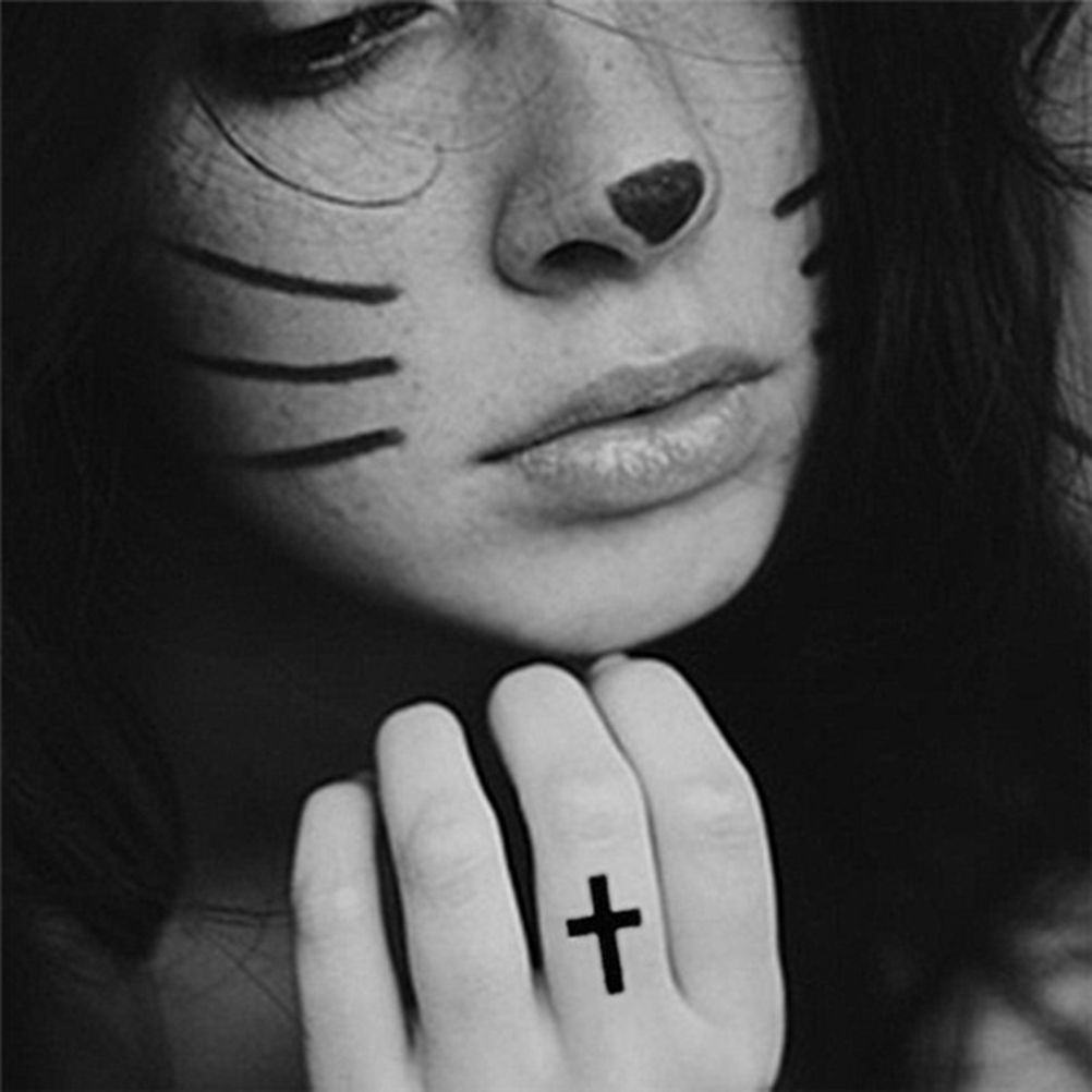 Art Cross Tatoo Waterproof Sticker Fashion Body Flash Sexy Tattoo Finger 10.5*6cm 1 Pc Tatoo