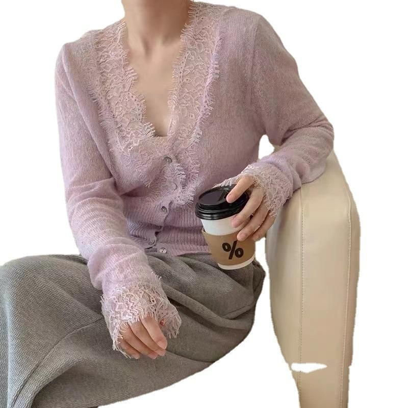 2022 Autumn New Women's Lace Panel Gentle V-neck Slim Fit Cashmere Blended Knitted Cardigan Long