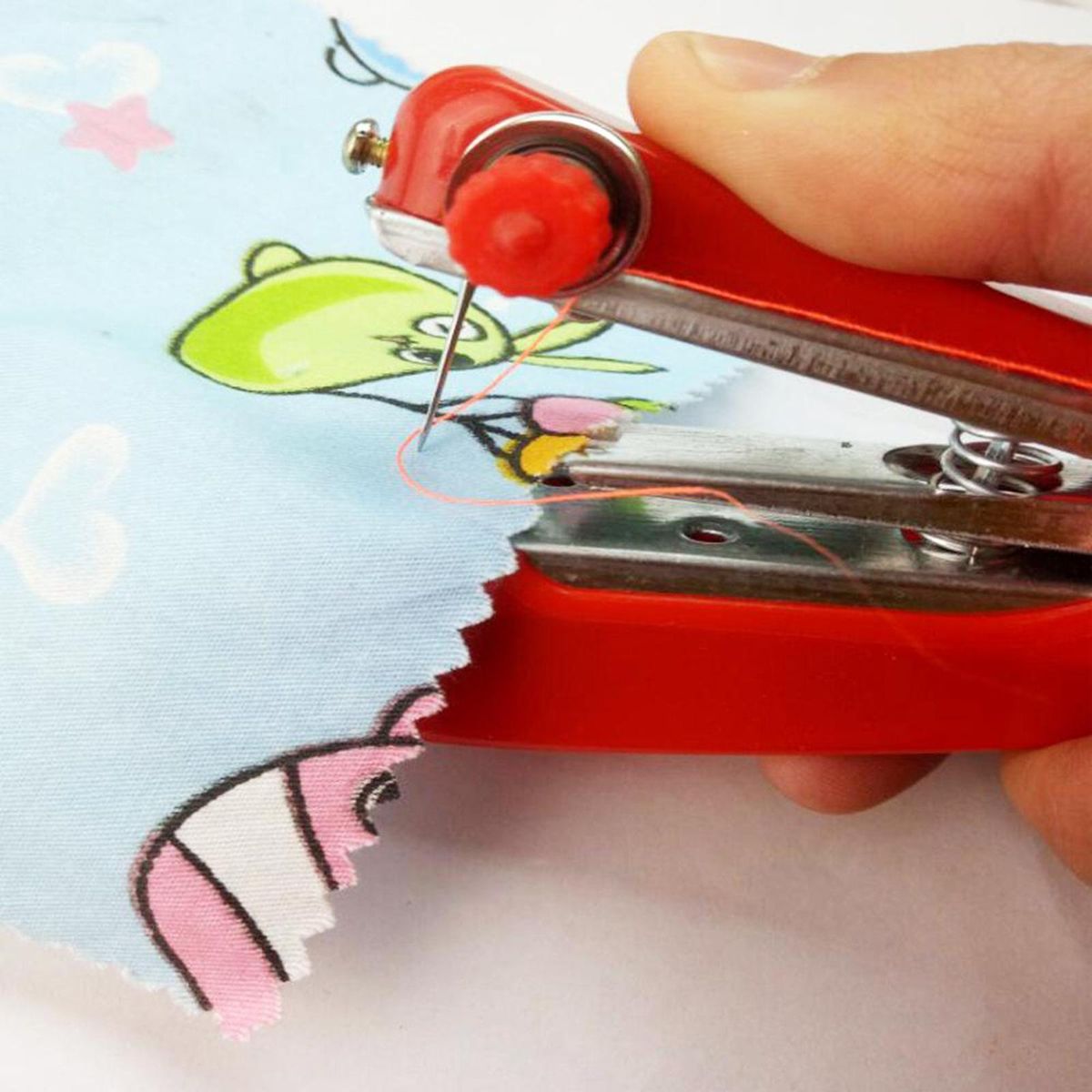 Mini Sewing Machine Cordless Handheld Stitch Tool Portable