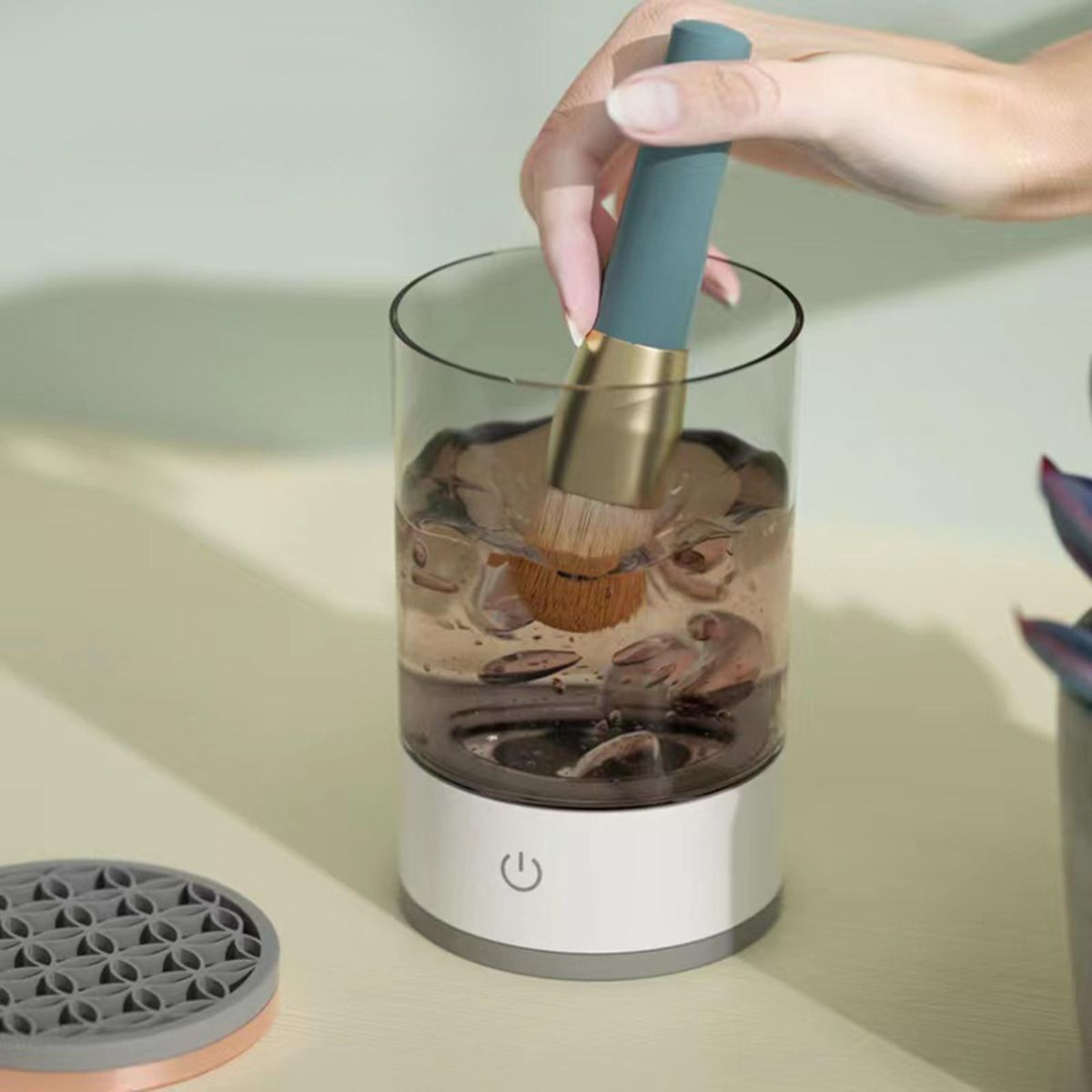 Professional Electric Makeup Brush Cleaner Machine Quick