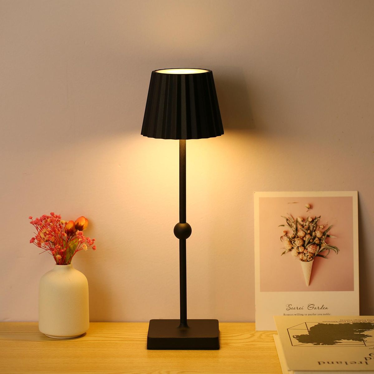 Bedroom Eye Care Rechargeable Desk Lamp Bedside Lamp Touchable Ambient Night Light