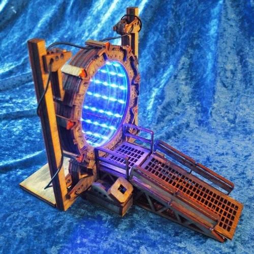 Decorative Wooden Bookends File Holder Novelty Time Machine Book Stand Magazines Book CDs Organizer Holder Ideal For Men
