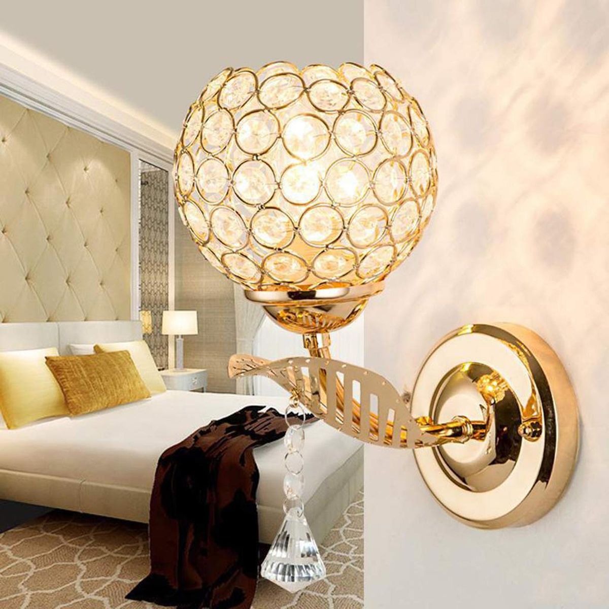 Crystal Wall Sconces Bedroom Wall Lamp Round Modern Bedside Wall Lights Dining Room Hallway Light Fixture with E27 Socket (Bulb NOT included)