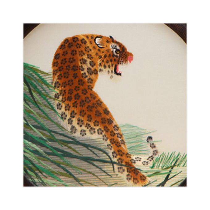 Shu Embroidery Tiger And Leopard Pictures White With Brown Ornaments Intangible Cultural Heritage