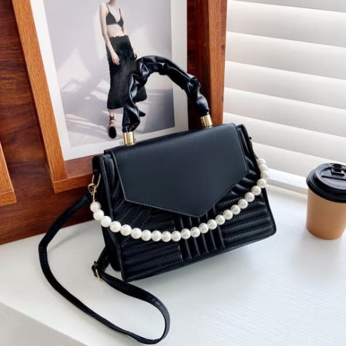 Ladies' Leather Handbag - Black
