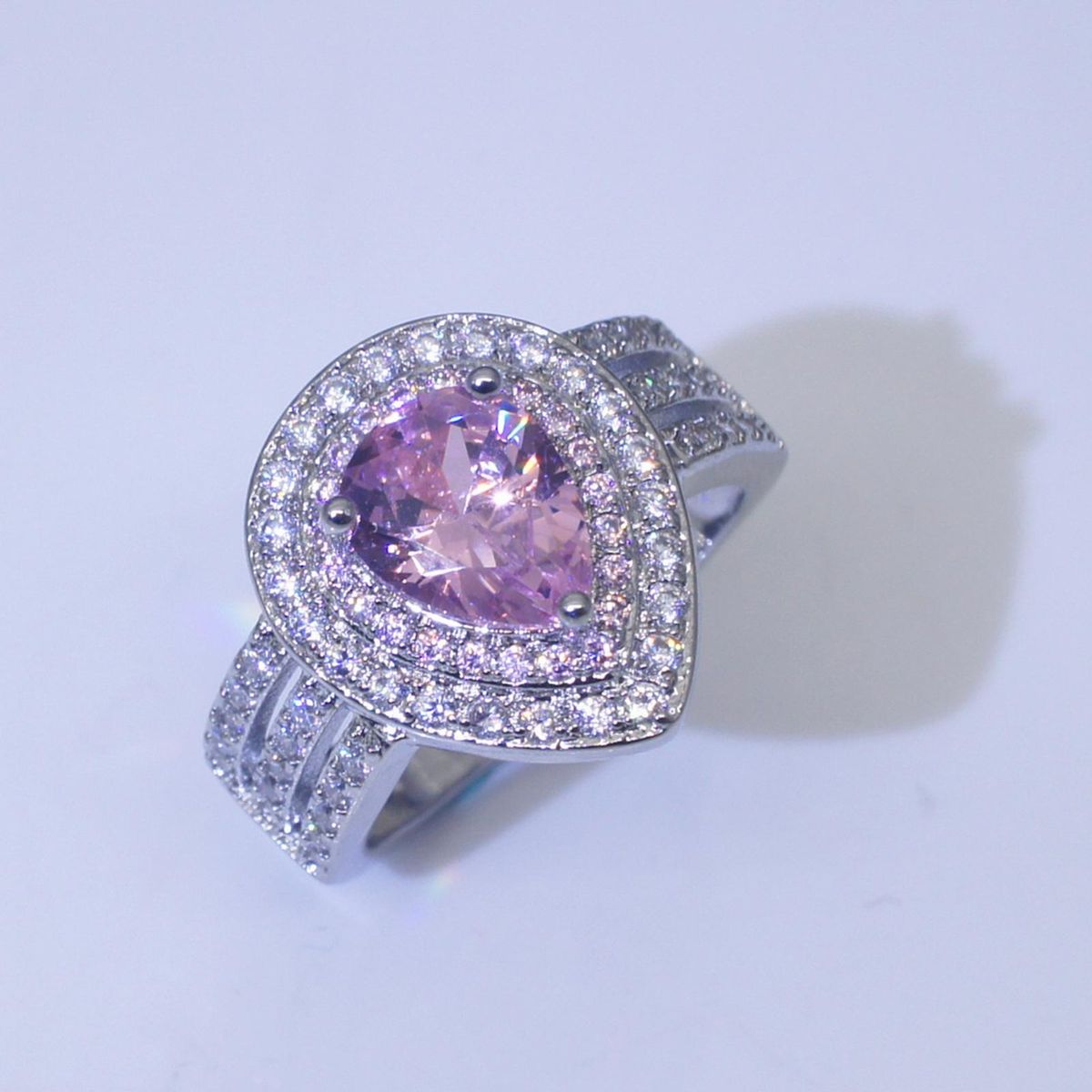 Wedding Ring Exquisite Good Workmanship Women Finger Ring Pink
