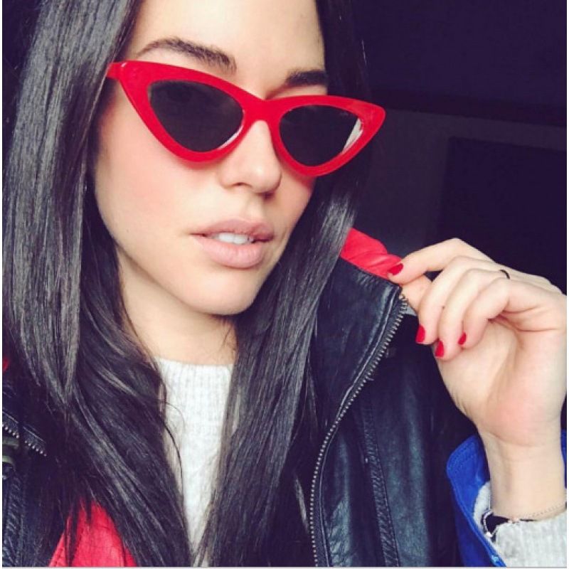 Retro Pointed Cat Eyes Sunglasses- Red