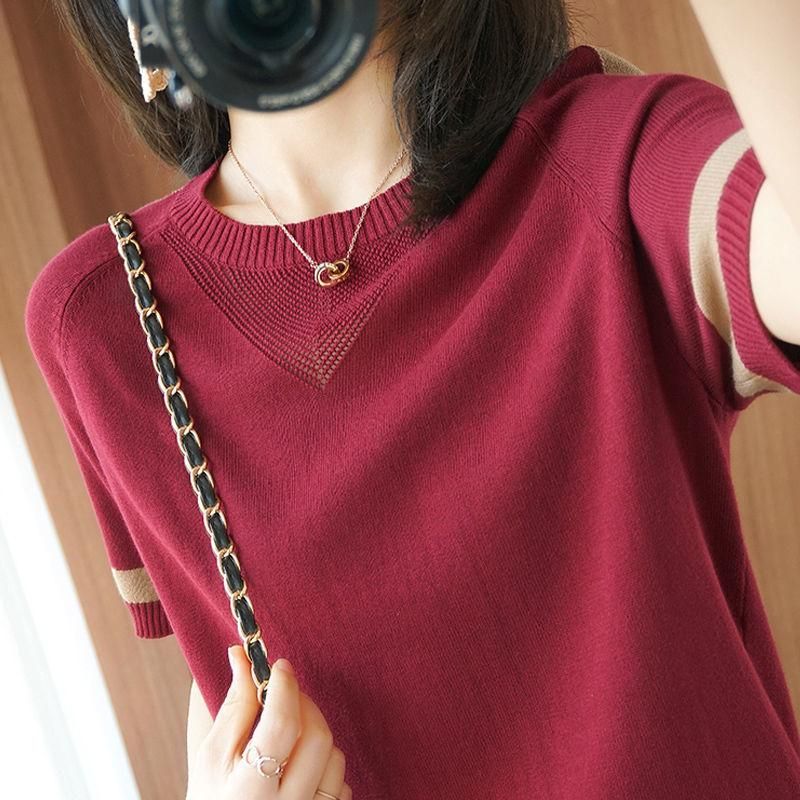 short-sleeved womenT - shirt