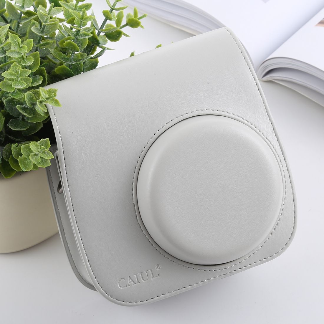 Retro Style Full Body Camera PU Leather Case Bag With Strap For FUJIFILM Instax Mini 9 / Mini 8+ / Mini 8(White)