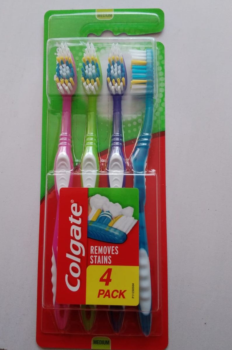 Removes Stains, Medium Toothbrush, 4-Pack