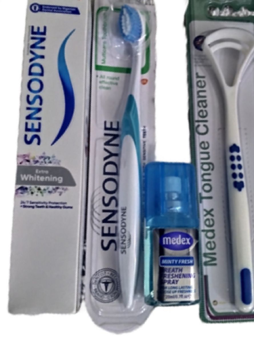 ORAL HYGIENE PACK (TOOTHPASTE,TOOTHBRUSH,TONGUESCRAPER,ORAL SPRAY)