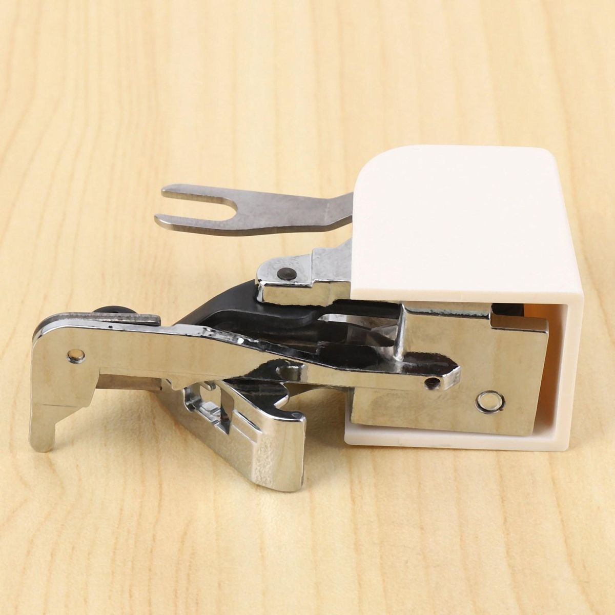 1Pcs Side Cutter Overlock Sewing Machine Presser