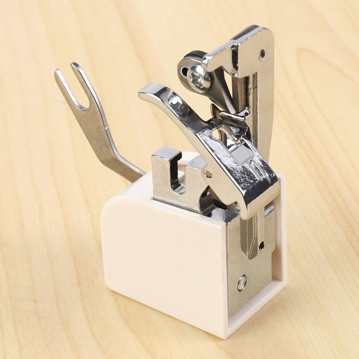 1Pcs Side Cutter Overlock Sewing Machine Presser