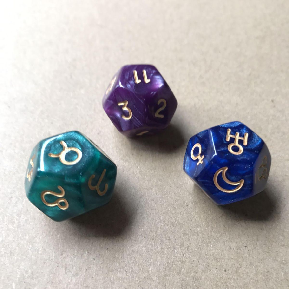 3Pc 12-Sided Tarot Dice Resin Divination Cards Game for