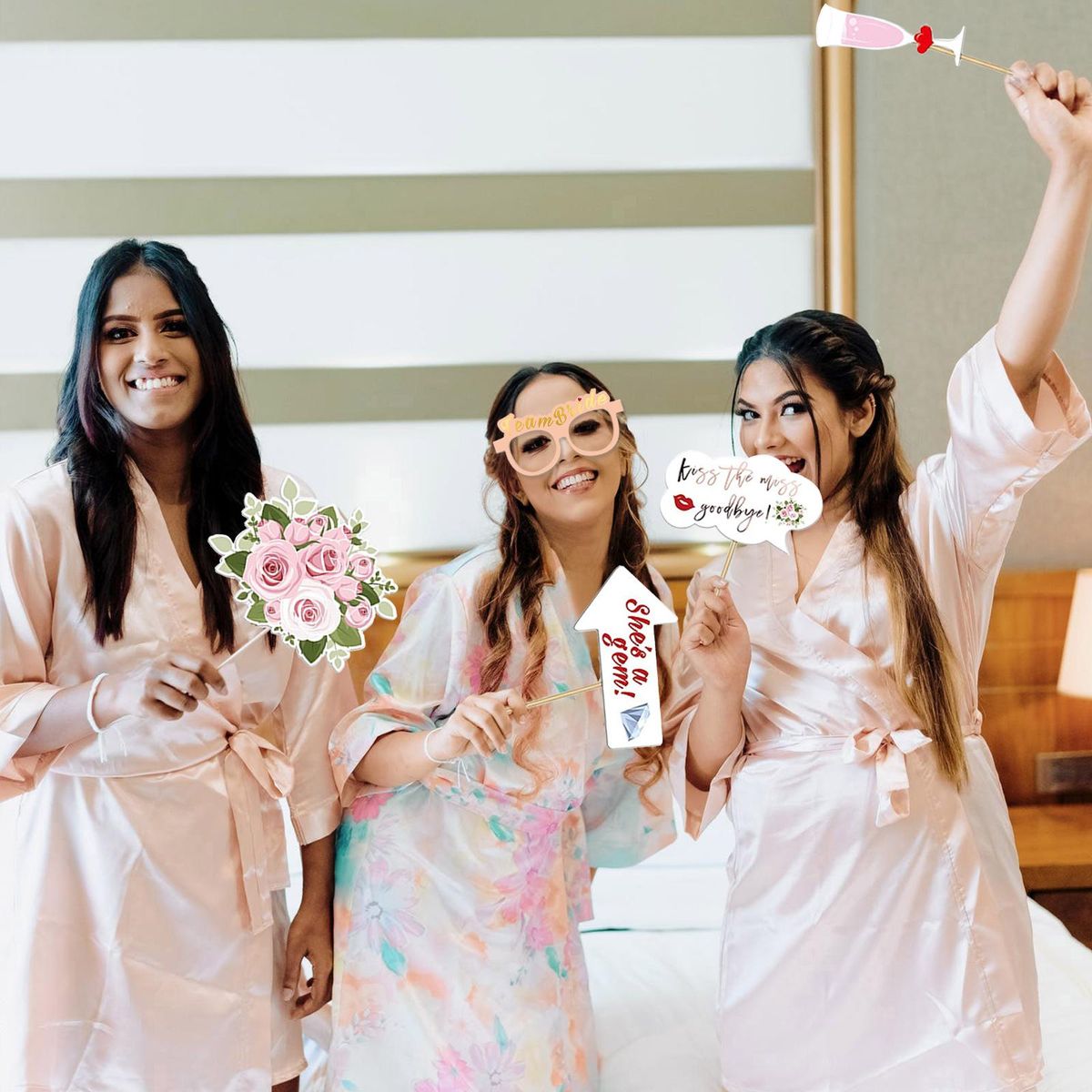 23PCS Wedding Photo Booth Props Bridal Shower Party Decorations Selfie Station for Wedding Party Game Accessories