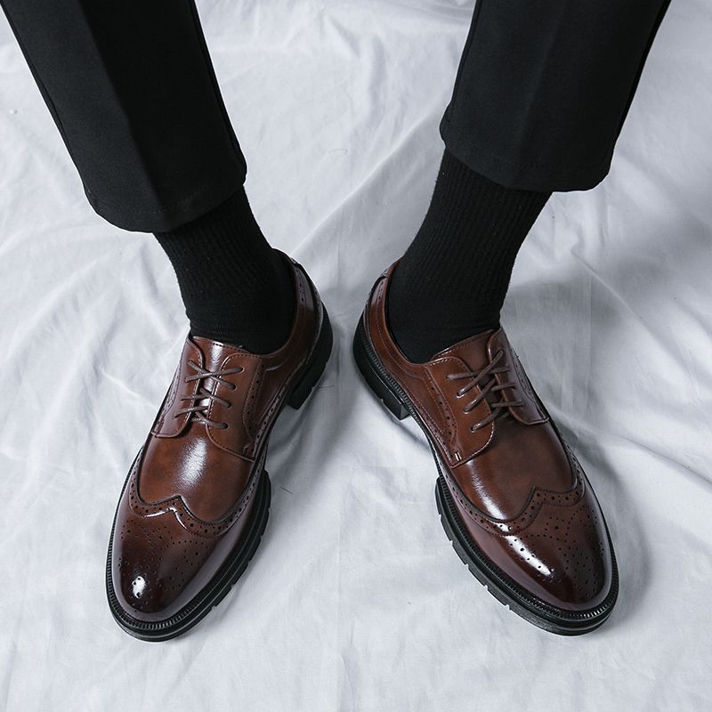 EUR Size 38-46 Gentleman Business Formal Shoes Men Brogue Oxford Lace Up Heightening Office Leather Shoes Top Quality Handmade Calf Leather Party Male Social Shoes Comfortable Fashion Derby Shoes Brown