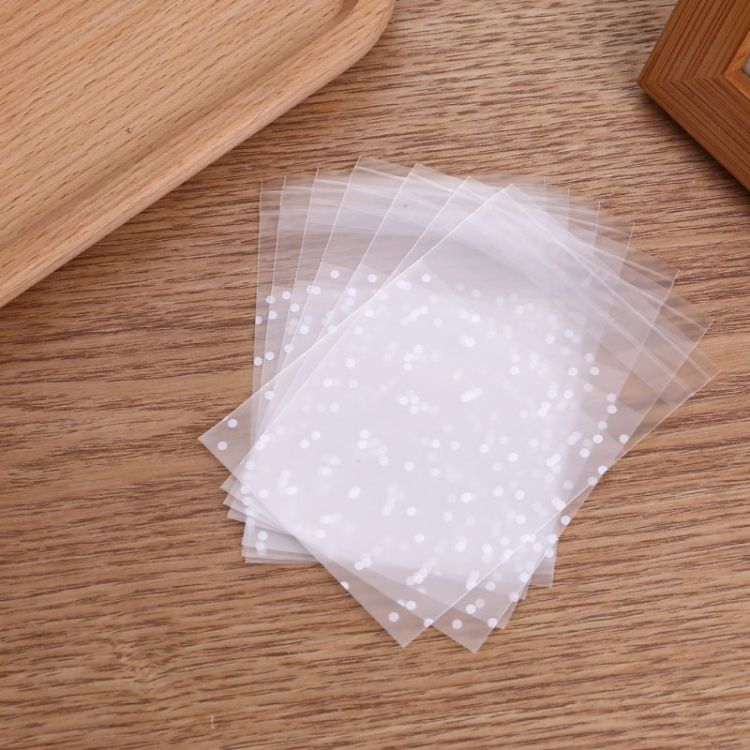 100 PCS Plastic Transparent Cellophane Bags Polka Dot Candy Cookie Gift Bag With DIY Self Adhesive Pouch Celofan Bags For Party 7x7cm