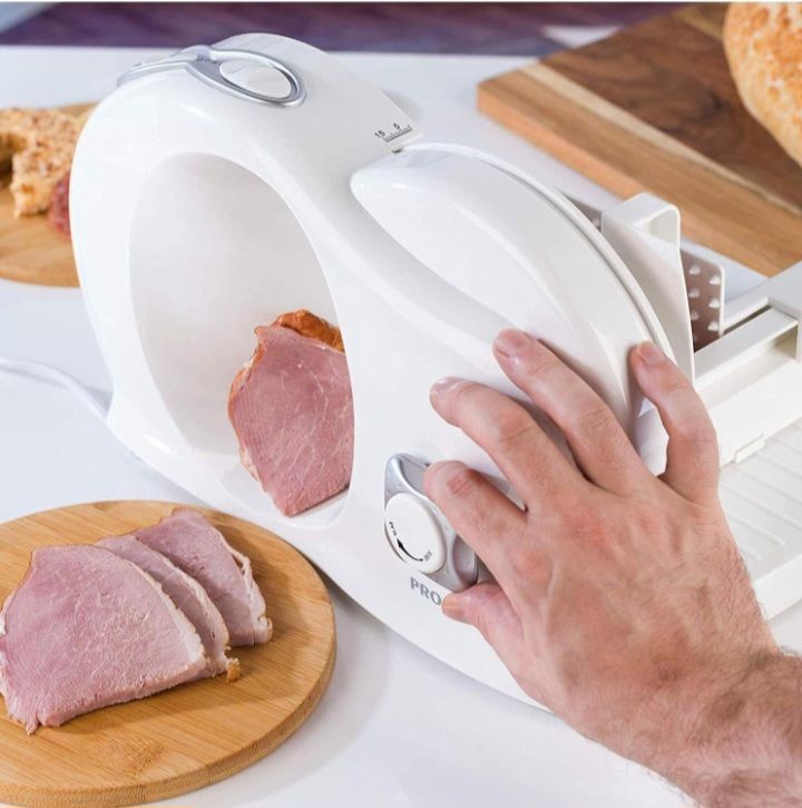 Compact Food Slicer With 17cm Serrated Blade