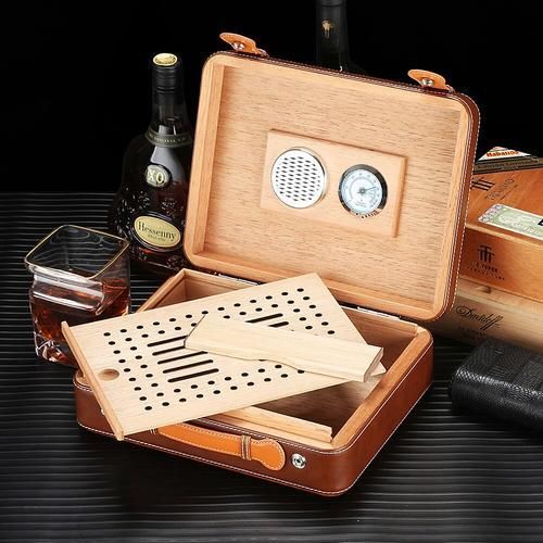 Cedar Wood Cigar Humidor  Portable  Suitcase Style Travel Cigar Case Hygrometer Humidifier Humidor Cigar Box