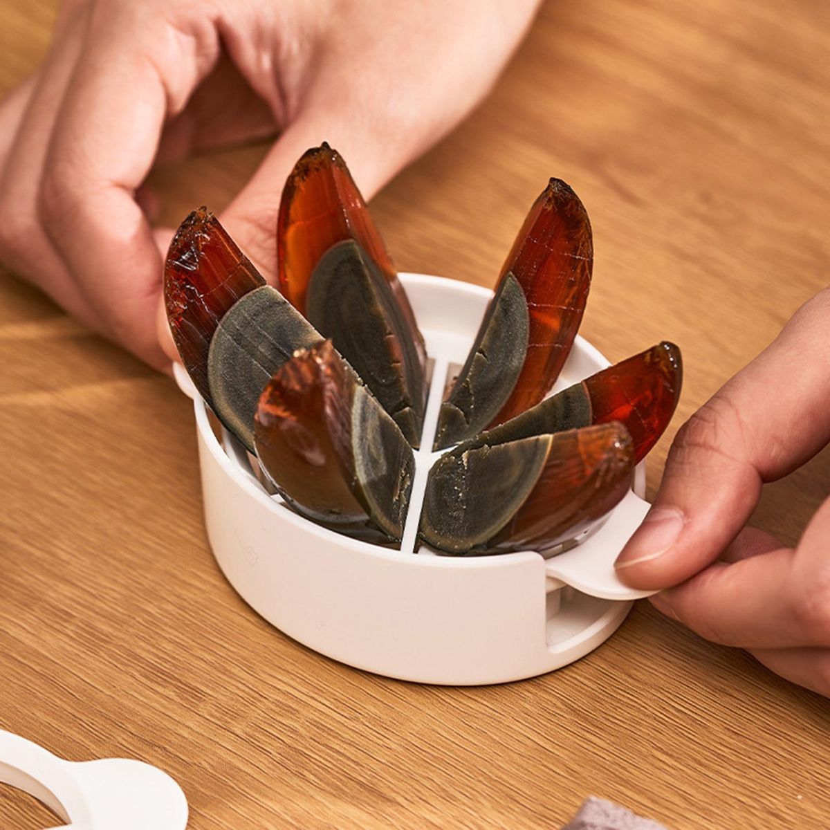 Versatile Egg Cutting Tool Multi-purpose Egg Fruit for Strawberry White