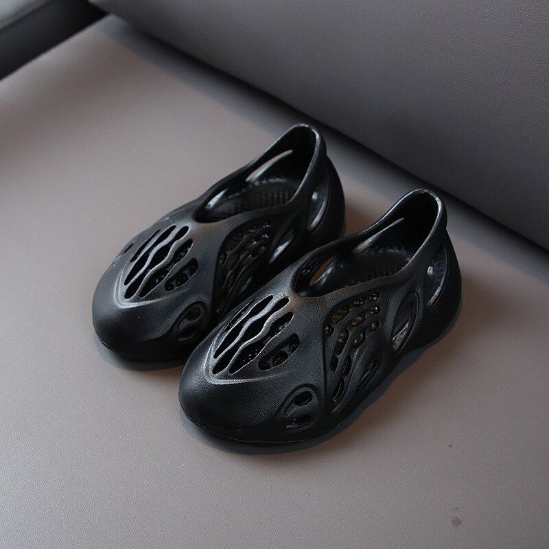 Runner Sandals Breathable Foam Shoes With Holes