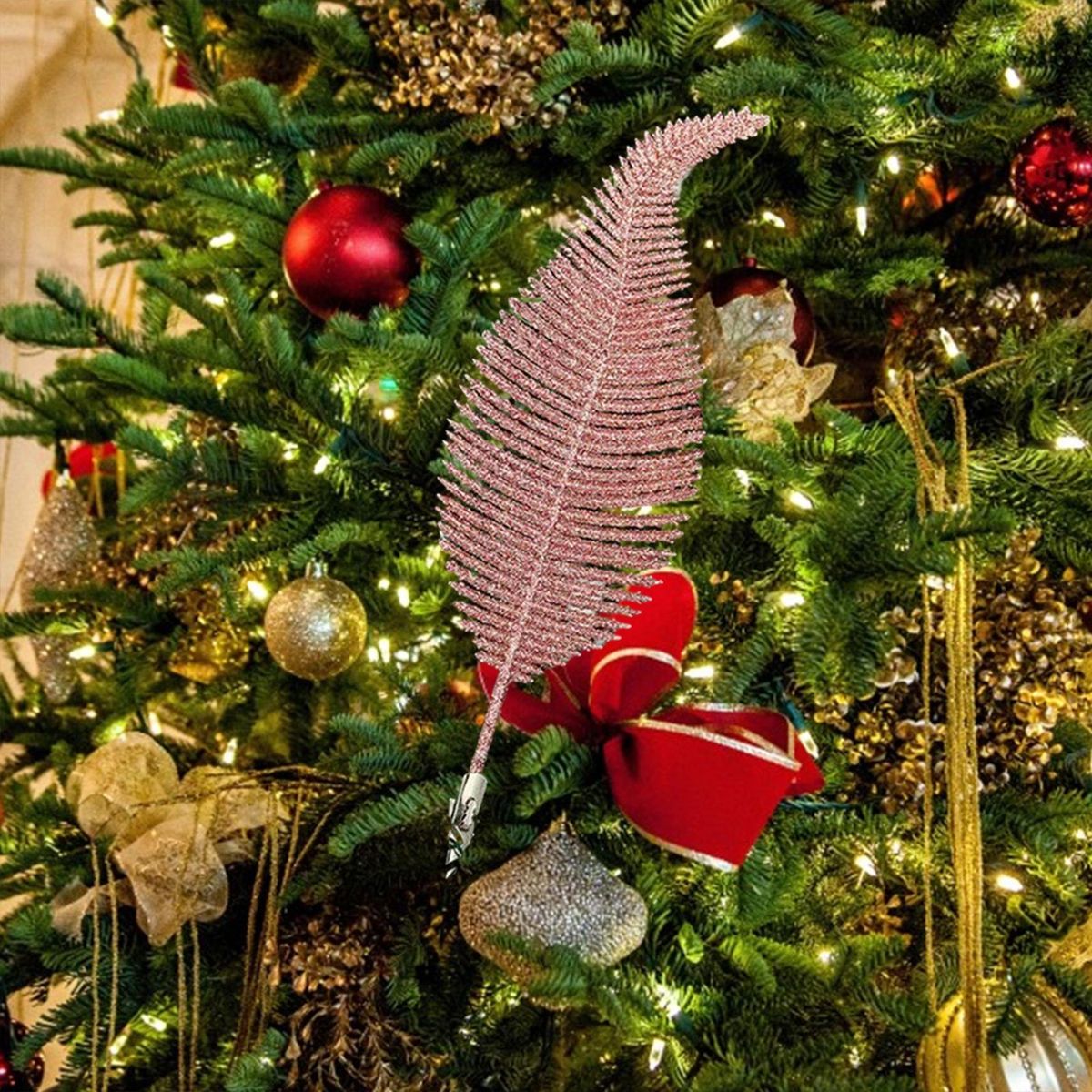 Christmas Tree Pendant Vibrant Plastic Feather Clips Festive Christmas Pink