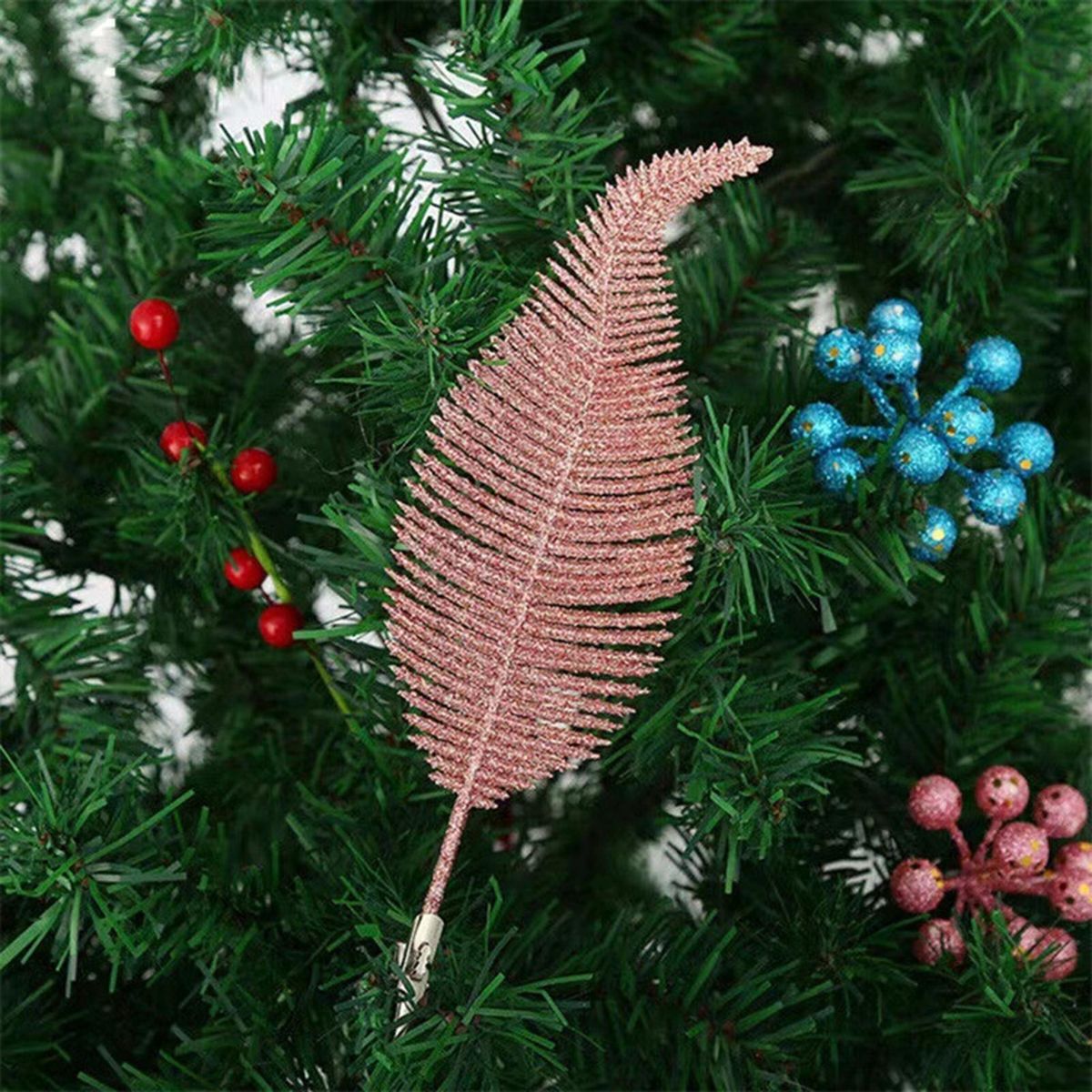 Christmas Tree Pendant Vibrant Plastic Feather Clips Festive Christmas Pink