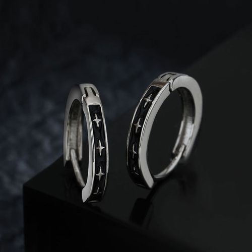 Retro Chasing Light Earrings Buckle Male Hip-hop Style Star Boy Ear Hoop Jewelry