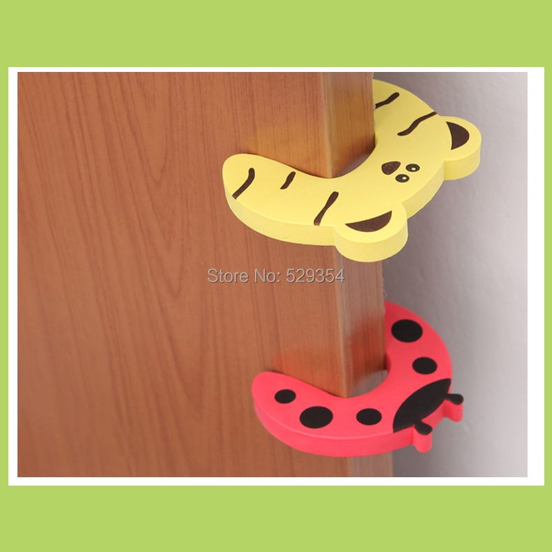 8 PCS Ladybug Tiger Giraffe Butterfly Monkey Seals Cows Cartoon Baby Safety Gate Card Baby Door Stopper