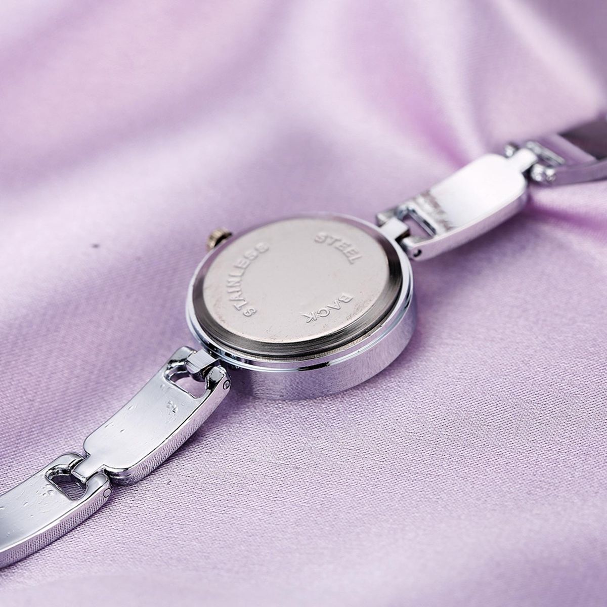 Women Metal Watch Ladies Girls Dress Wristwatch Silver White