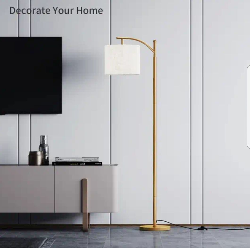 FLOOR LAMP -  STRAIGHT SHAPE GOLD