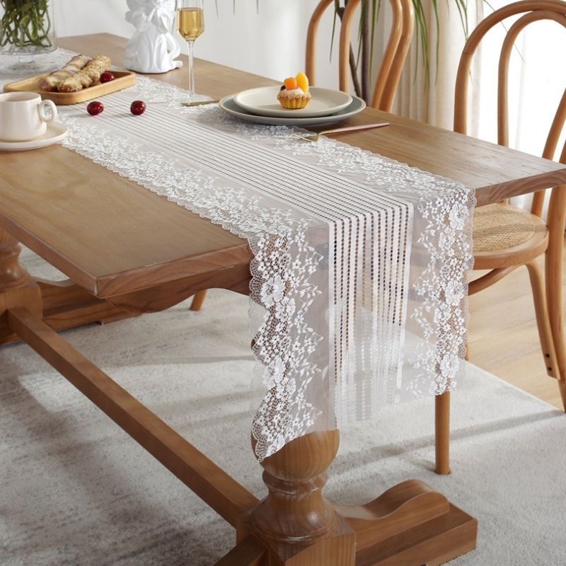 Romantic Lace Table Runner Wedding Decoration, Size: 180cm