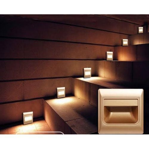 Non-censor Gold Bodied Step Light