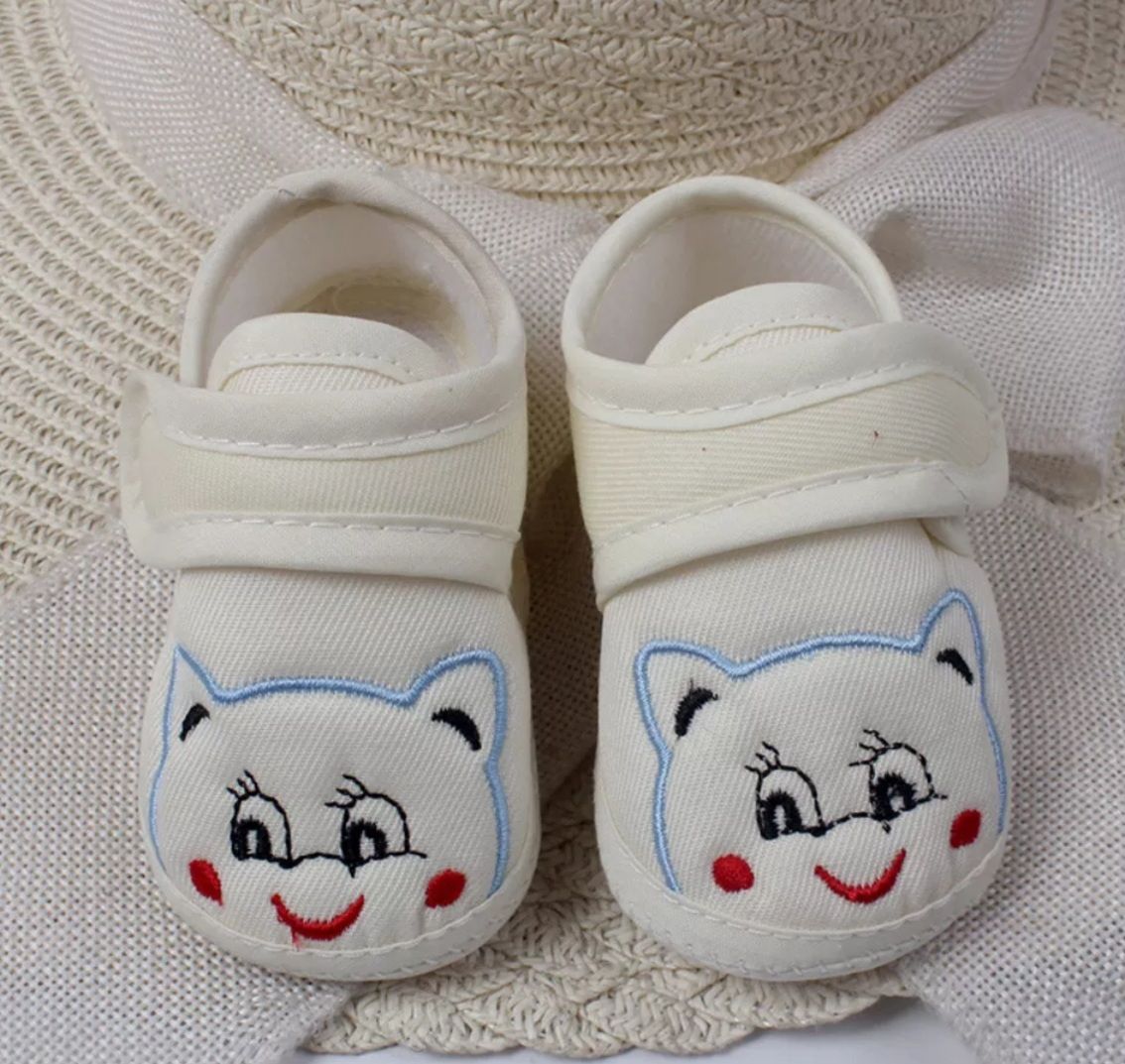 Unisex Newborn Baby Cartoon Soft Sole Shoes - Cream