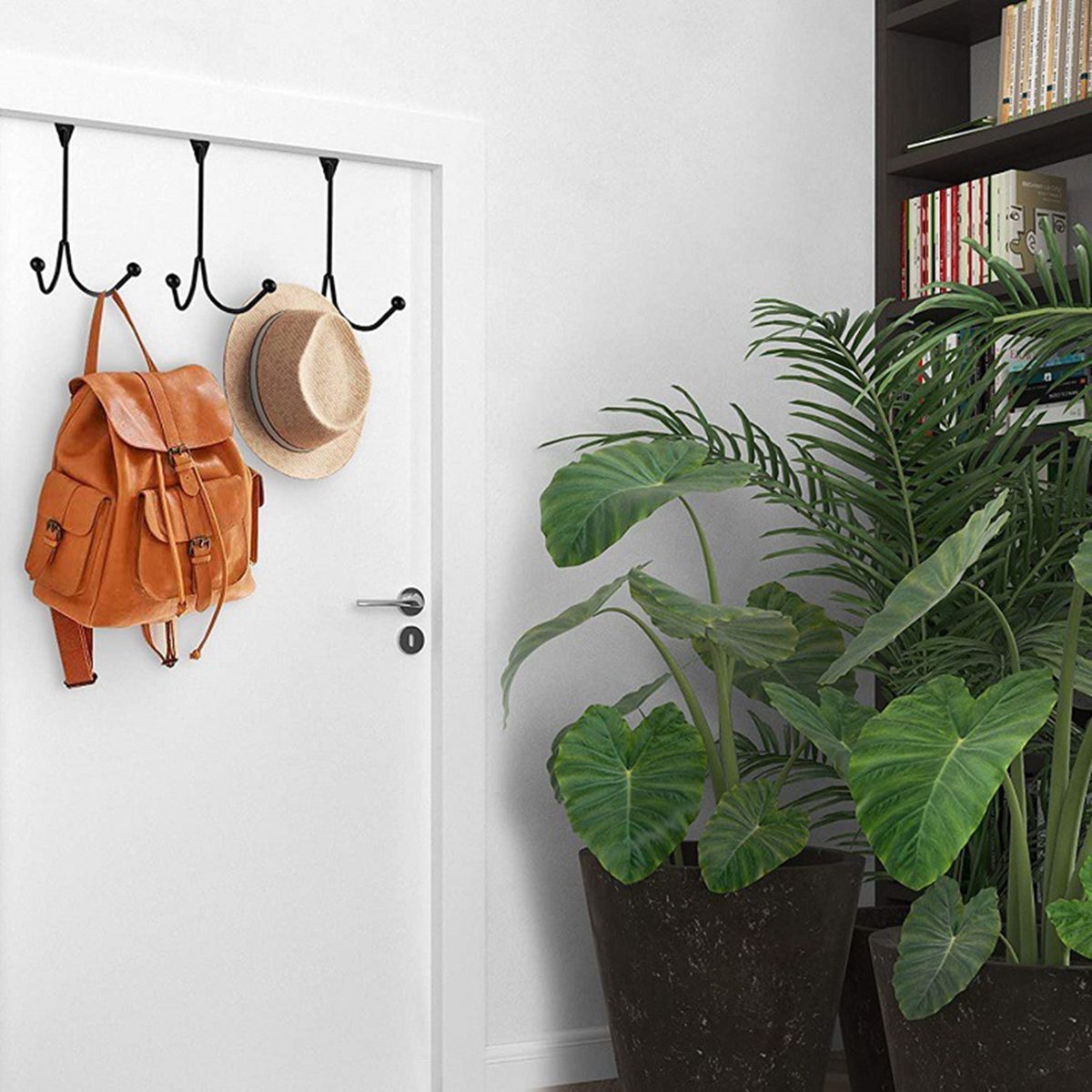 Wreath Hanger Universal Compact Wreath Hanger Black