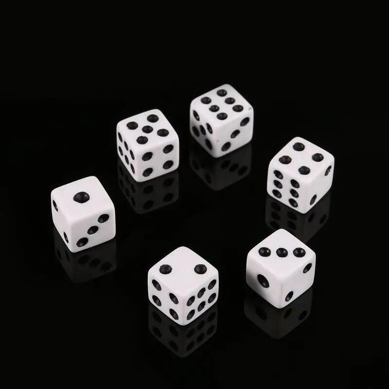 New 100 Pcs 8mm Plastic White Game Dice Six Sided Decider Birthday Parties Board Game