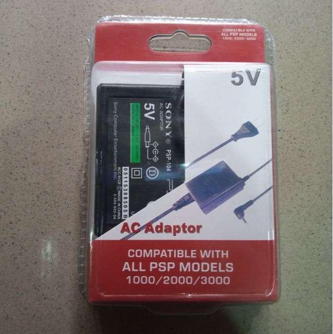 PSP AC ADAPTER (CHARGER) FOR PSP 1000 2000 AND 3000 MODELS