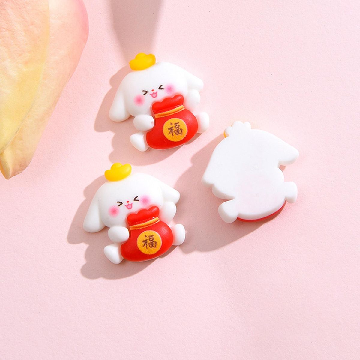 Resin Sculpture Mini Desktop Car Red Packet Rabbit Decor F