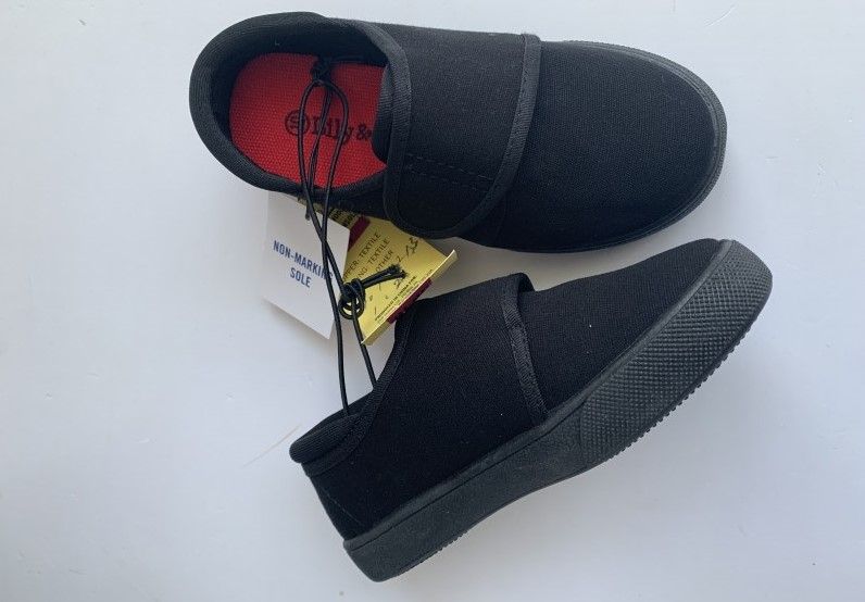 Unisex Slip-on Sneakers -Black