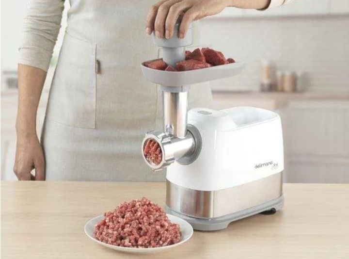 Delimano Meat Mincer Pro, Grinder & Sausage Maker - 600W