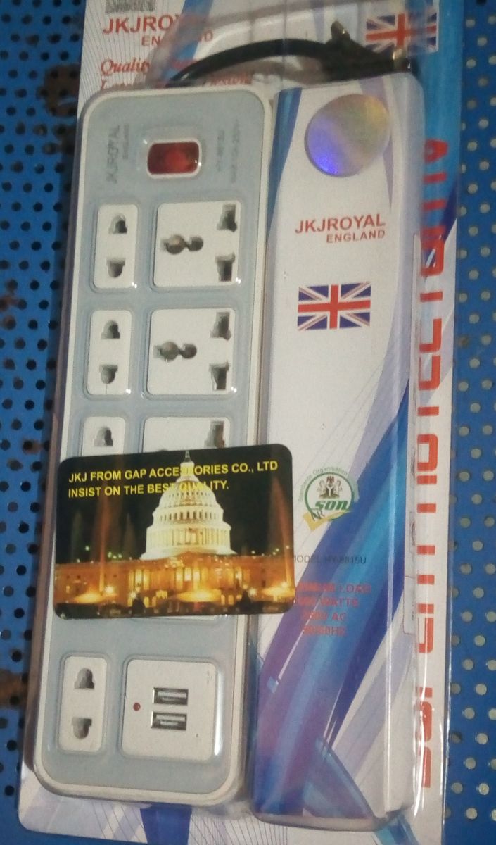 Surge Protector Extension Box With Free Adapter
